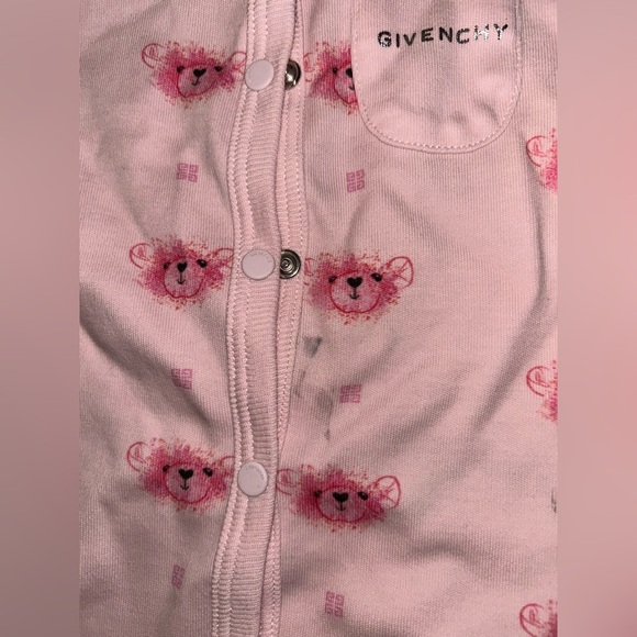 Givenchy Pink Cozy Footie One Piece with bear print 
Good condition - Picture 3 of 8